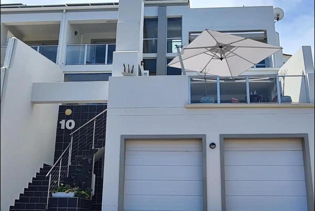 ST Tropez Delight, Plettenberg Bay