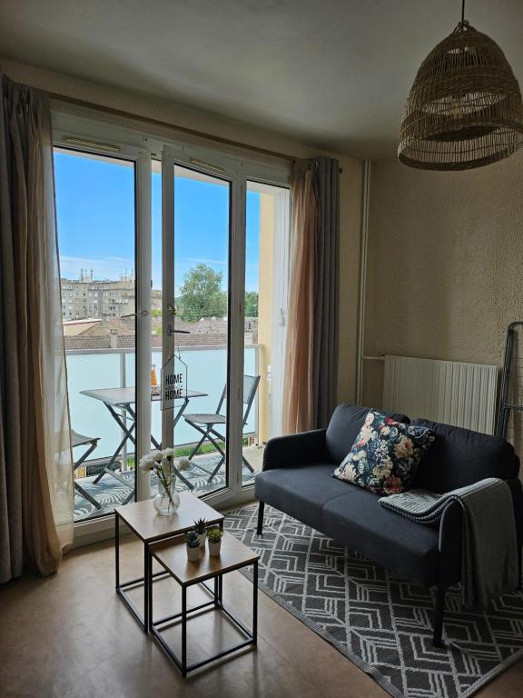 Appartement F3 - Calme, meublé et chaleureux, Viry-Chatillon