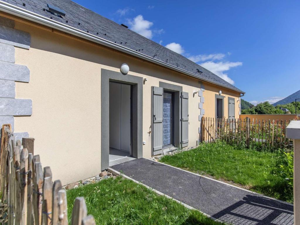 Lodge neuf avec 3 chambres, terrasse et parking, à 5 min du centre de Cauterets - FR-1-401-298 - 2