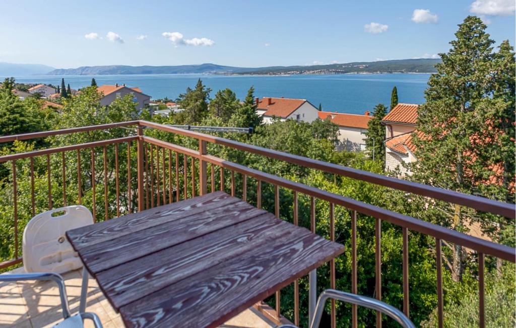 Nice Apartment In Crikvenica With Wifi, Crikvenica