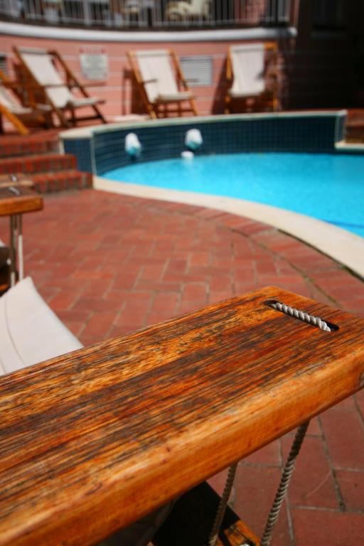 Lady Hamilton Hotel Photo 23