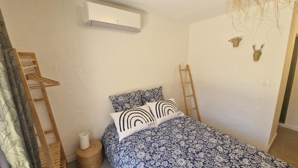 Chambre indépendante avec sdb, cuisine et terrasse, Le Grau-du-Roi