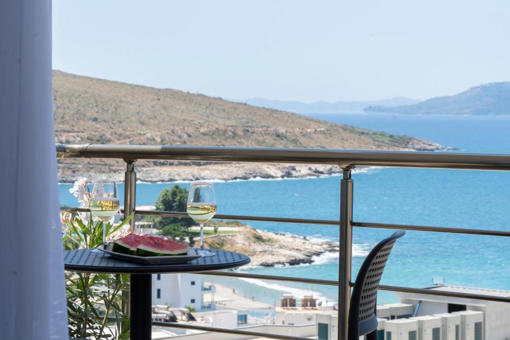 Mateo Apartments, Sarandë