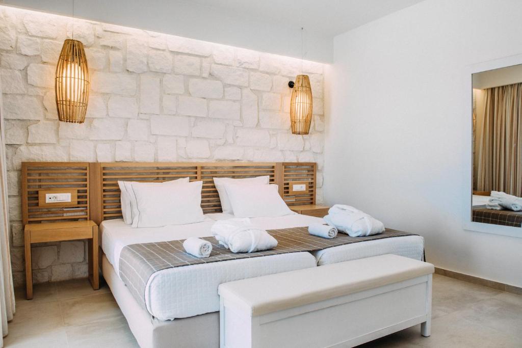Ostria Resort & Spa — Hotel rooms in Ierapetra
