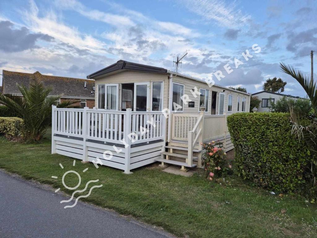 The Palms - Spacious 3 Bed at Seal Bay Resort in Selsey, Selsey