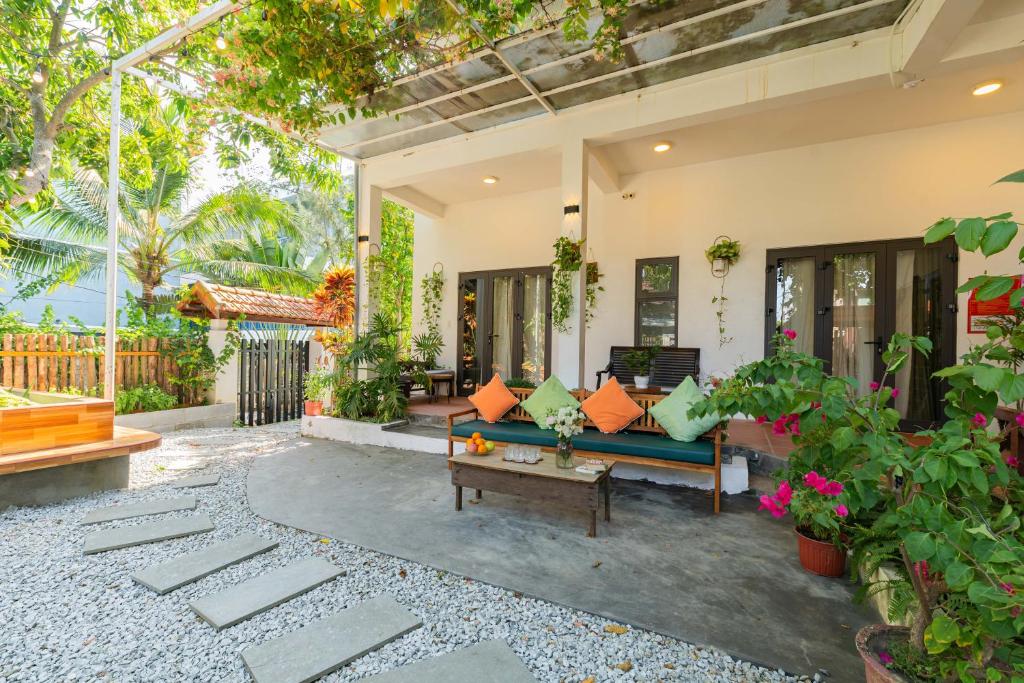 La Mer House Seaside Hoi An