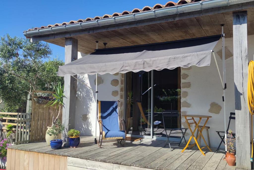 Les oliviers, LʼÎle-dʼOlonne