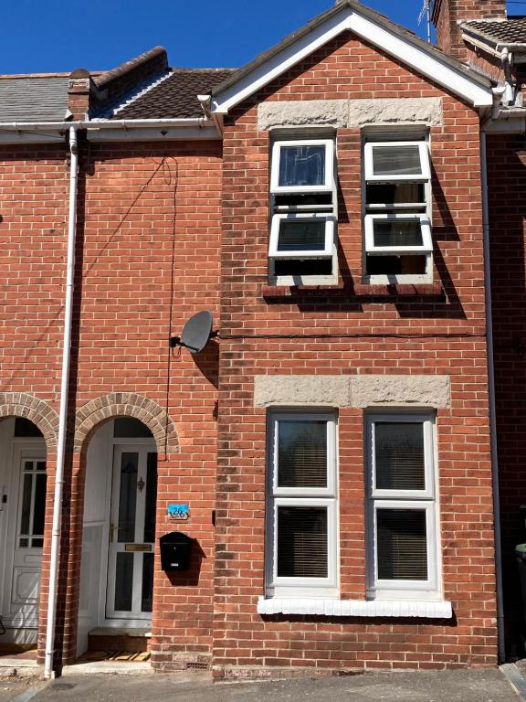 Isaac's Holt, Rodwell