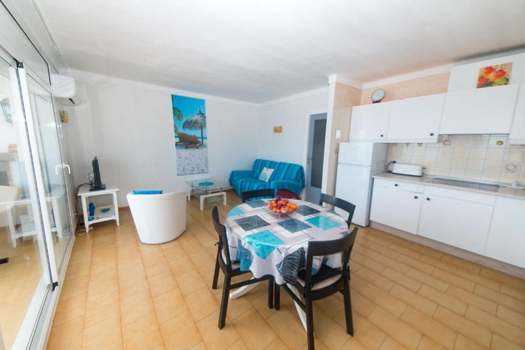 Appartement Vue Mer a Deux pas de la Plage - 5