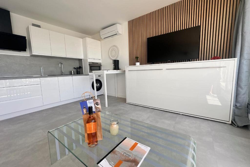 Le Plaisancier - Appartement Terrasse Vue sur le Port de Plaisance parking - 5