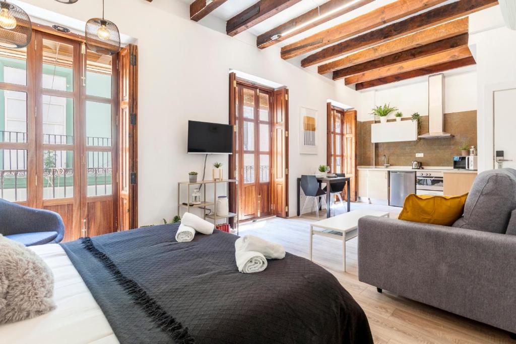 Modern Flat by Mercado Central in Ciutat Vella - 2