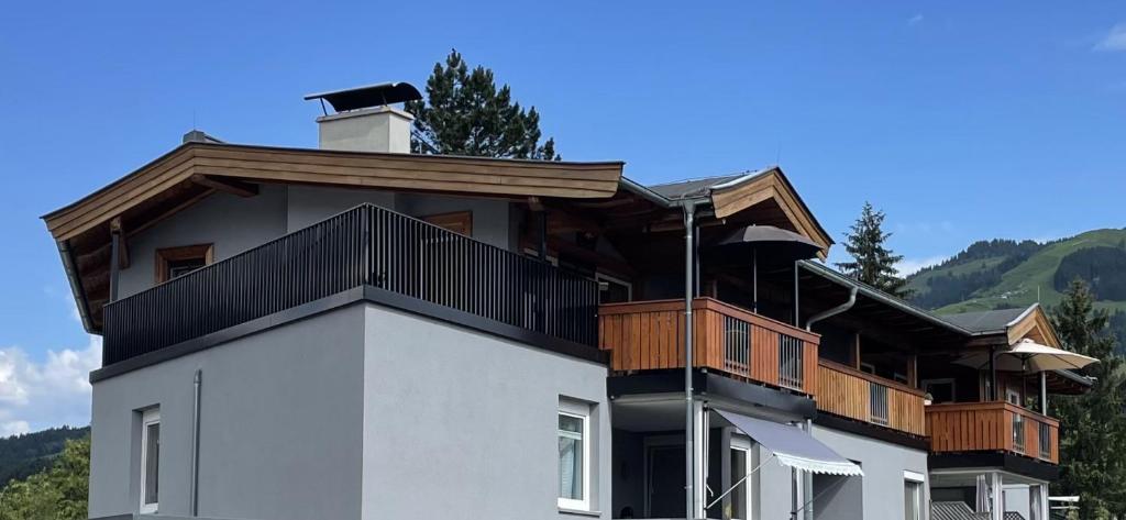 Deluxe Apartment Bergsicht - Kirchberg Center - 2