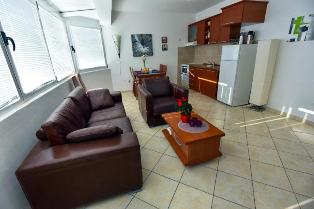 Apartment Djenovici, Norwegian Village S14 - 5