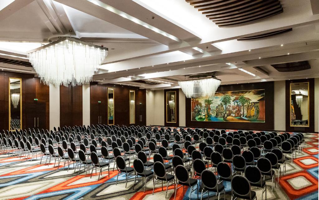 Toplantı odası / Geniş salon