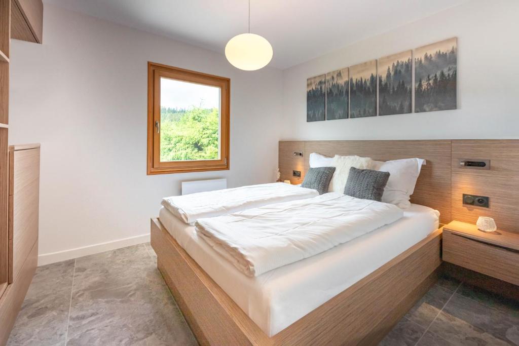 Chalet Les Genêts, vue imprenable sur le lac - 5