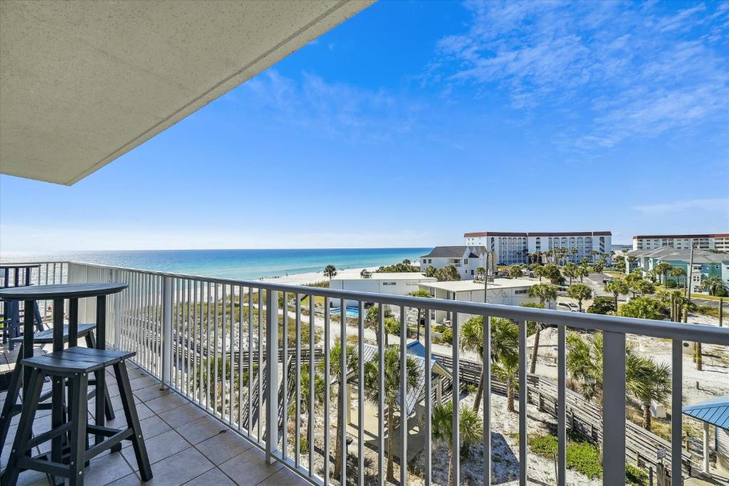 SeaCrest 501B- by Holiday Isle Properties, Fort Walton Beach