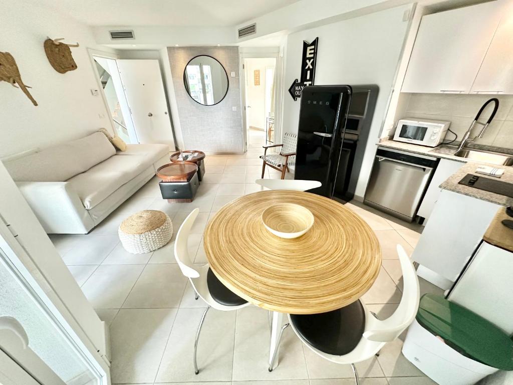 Caramel Cookie - AC, Desk with natural light, 2 balconies, WIFI and pool - 5