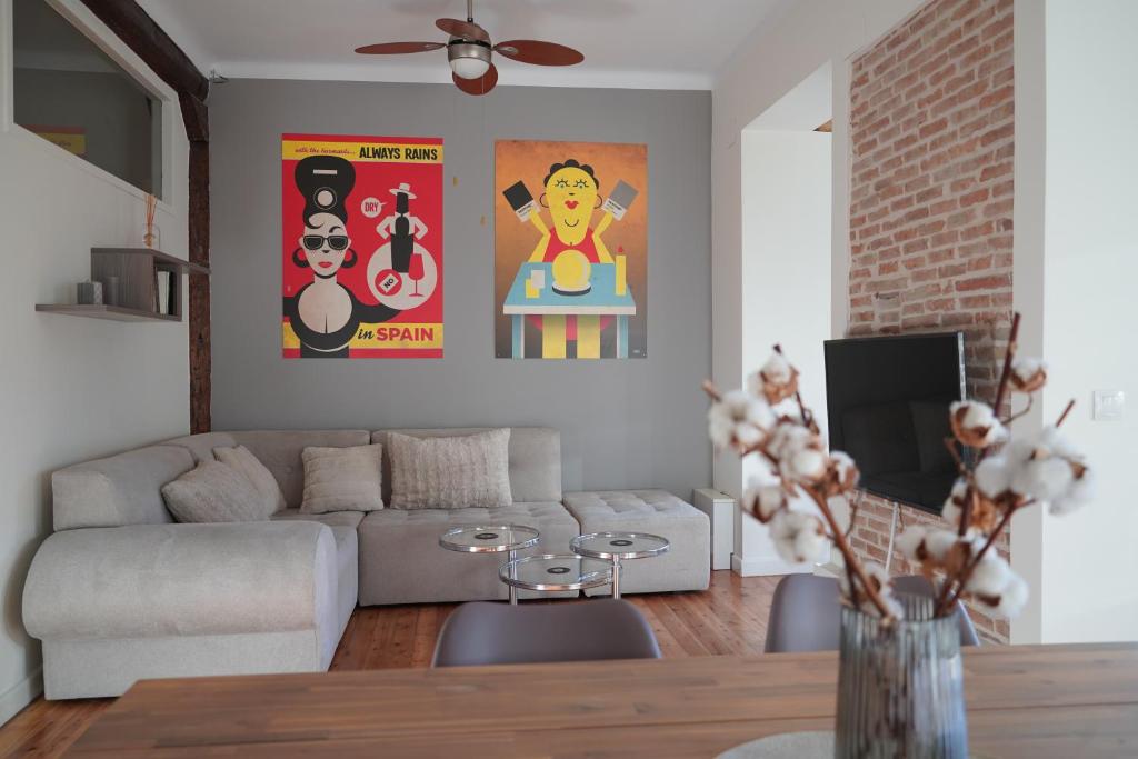 Entre Algodones, Logroño