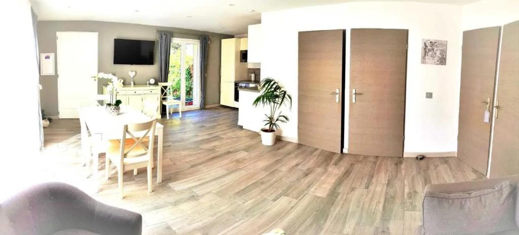 Maison confortable à La Ciotat avec terrasse privée - 4