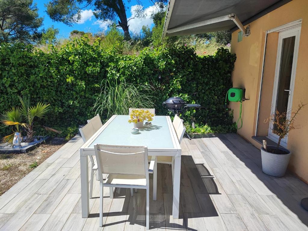 Maison confortable à La Ciotat avec terrasse privée - 3