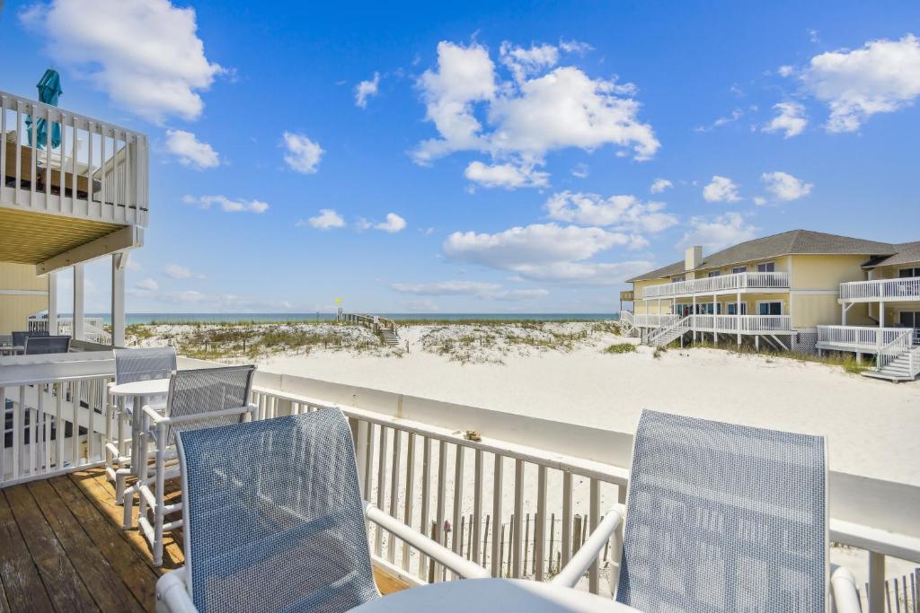 Sandpiper Cove 1125- by Holiday Isle Properties, Destin