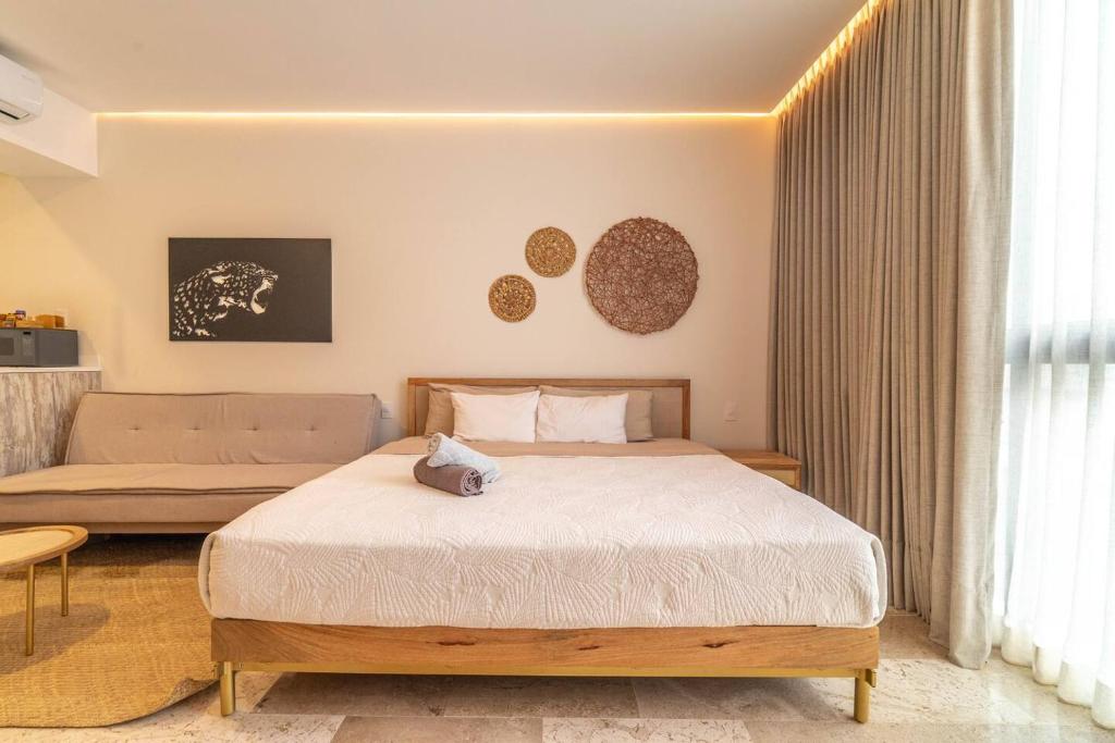 Stylish Boho Studio with Rooftop Pool, Tulum