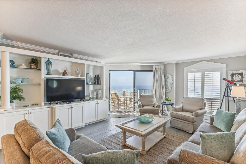 Inlet Reef 403- by Holiday Isle Properties, Destin