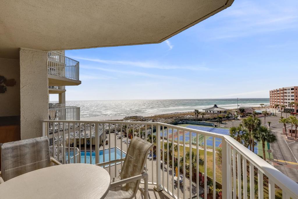 Inlet Reef 411- by Holiday Isle Properties, Destin