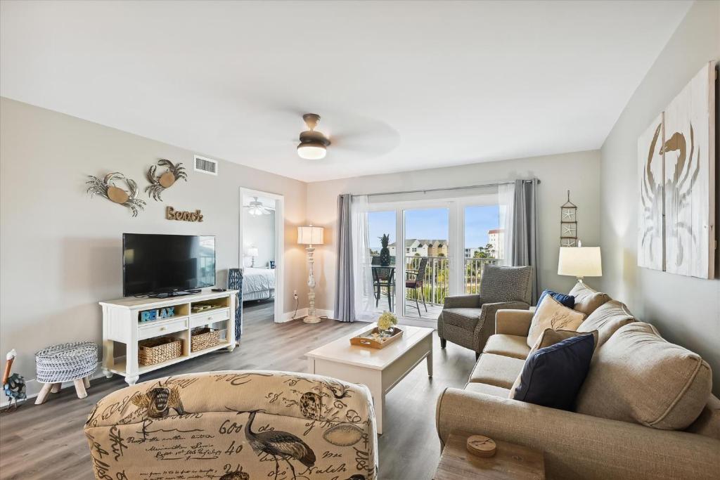 SeaCrest 407- by Holiday Isle Properties, Fort Walton Beach