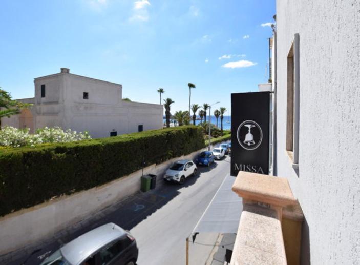 Centralissimo Monolocale con Terrazzino Vista Mare, Leuca