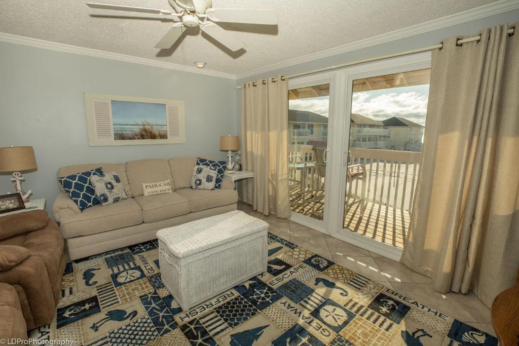 Sandpiper Cove 2119- by Holiday Isle Properties, Destin