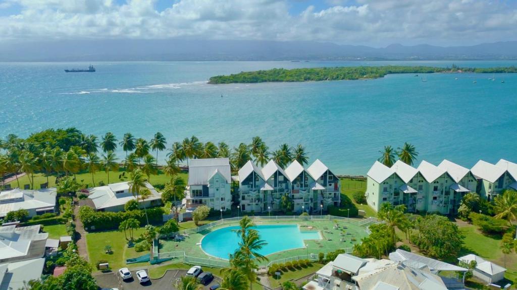 Atoumo piscine citerne, Le Gosier