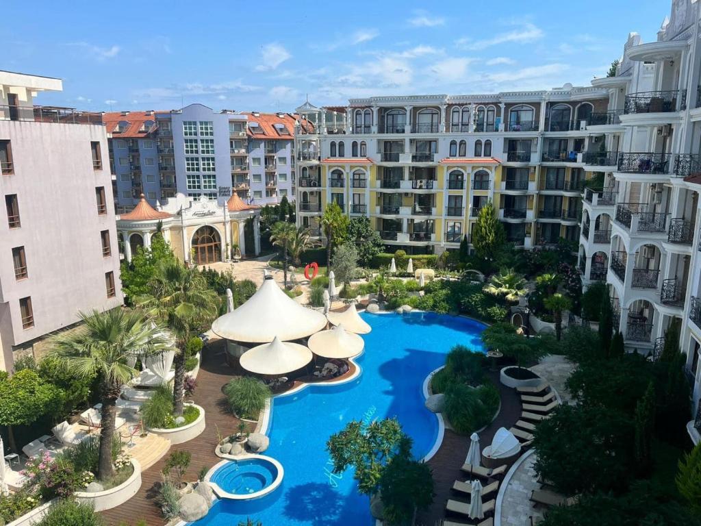 Monte Carlo Private Apartment, Slunečné pobřeží