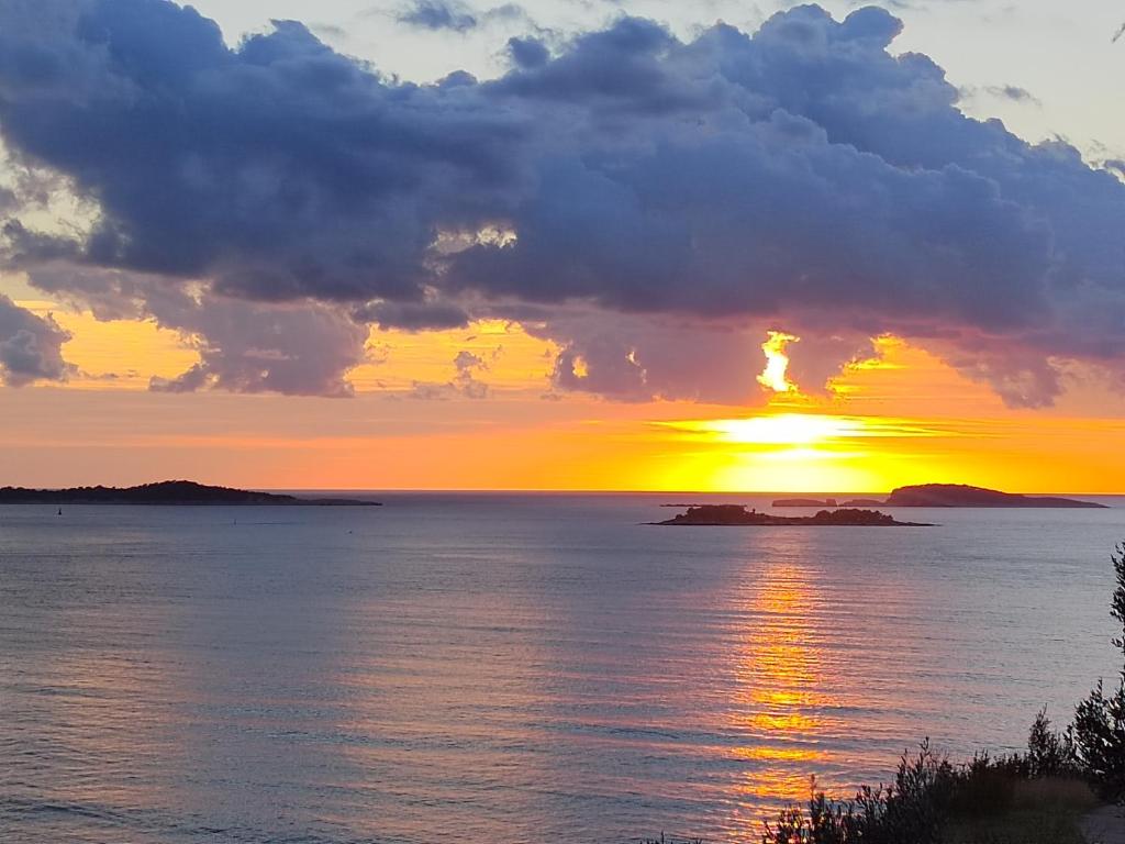 Apartmani Matija, Mlini