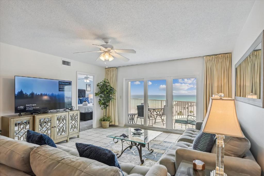 SeaCrest 704- by Holiday Isle Properties, Fort Walton Beach