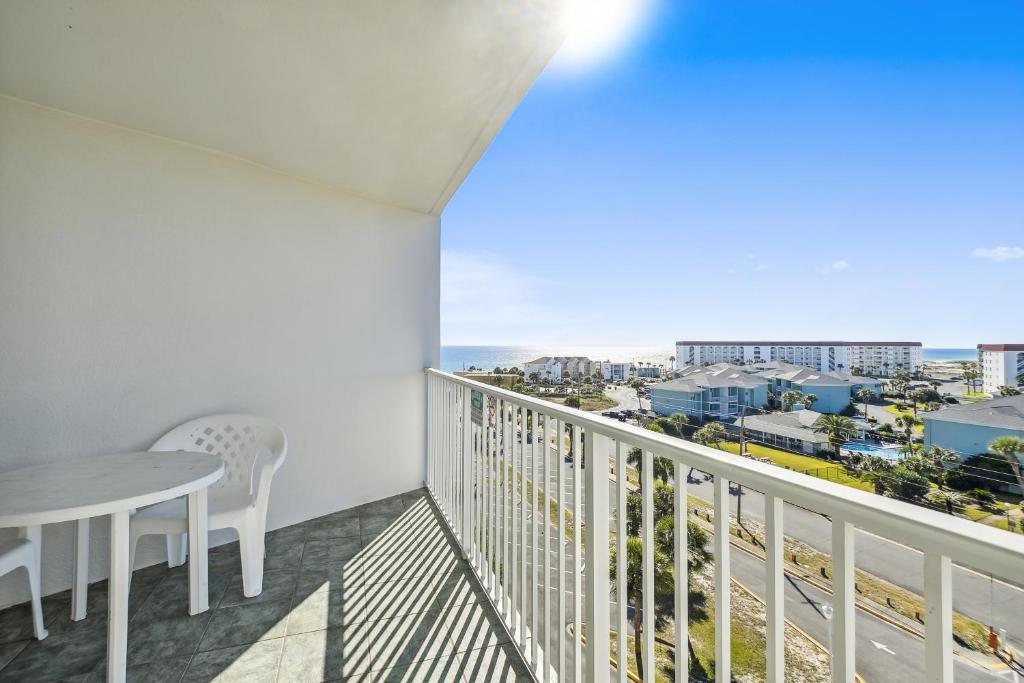 SeaCrest 715A- by Holiday Isle Properties, Fort Walton Beach