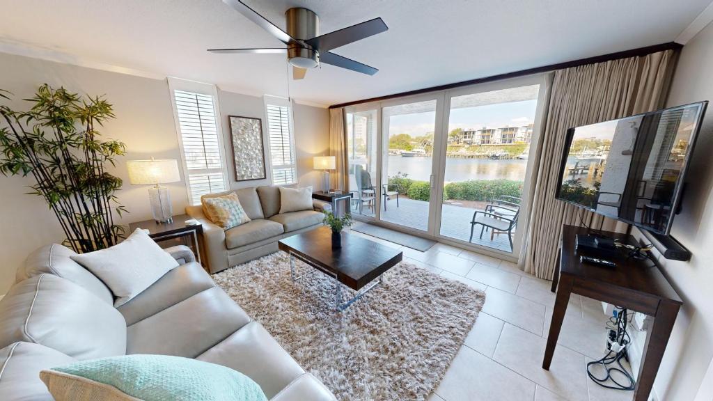 Dolphin Point 105B- by Holiday Isle Properties, Destin