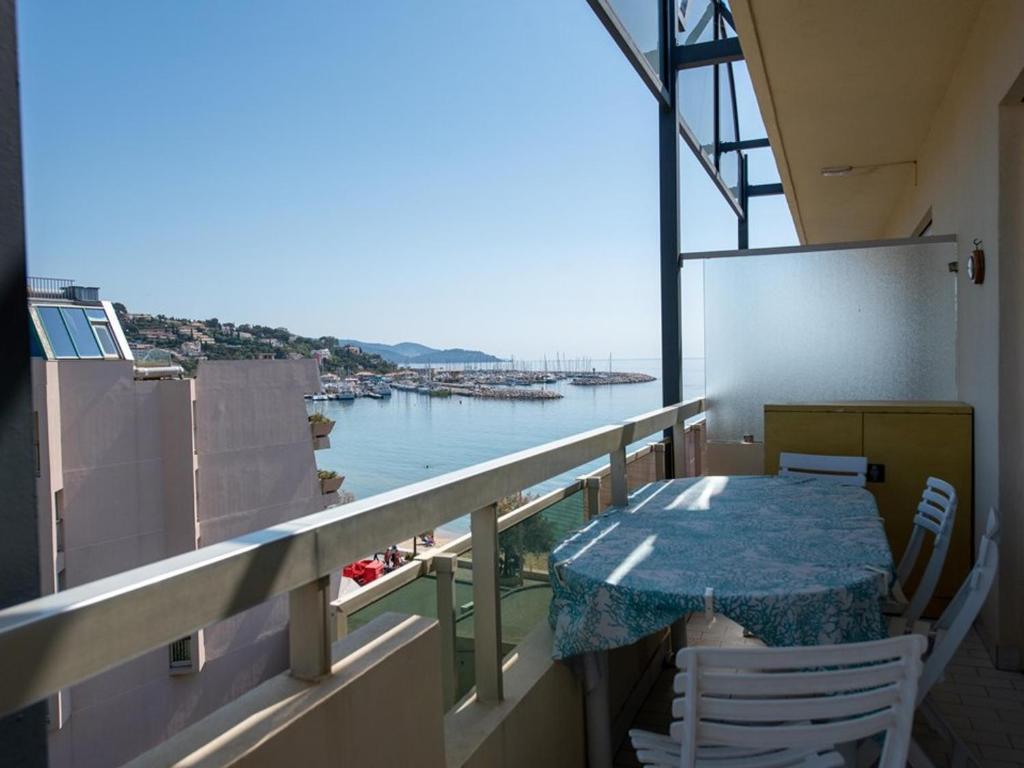 Le Lavandou T2 pour 4 pers avec balcon et parking - FR-1-803-1 - 5