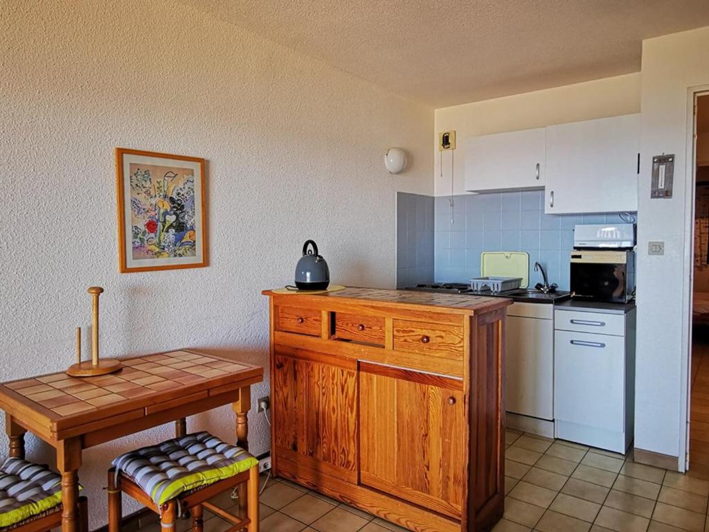Le Lavandou T2 4 pers, terrasse vue mer - FR-1-803-36 - 3
