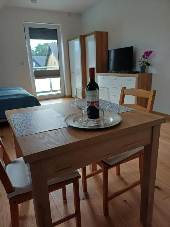 APARTAMENTY BAŁTYCKA 4d，位于罗威的酒店