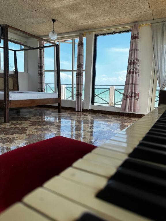 Oceanfront Escape in Zanzibar, Bungi