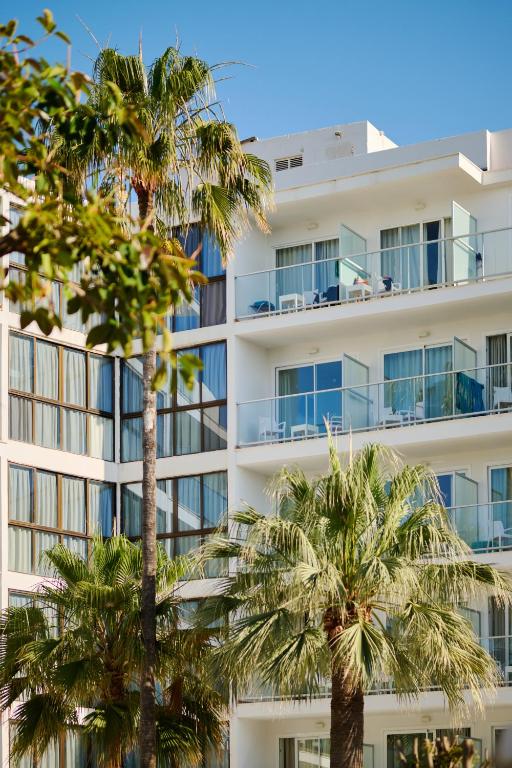 Alua Boccaccio — Hotel building in Alcudia, Balearic Islands