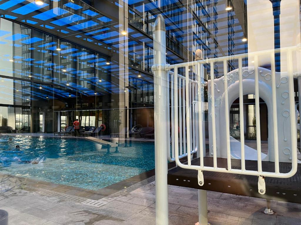 Vinhomes Metropolis Luxury Apartment 4 Br