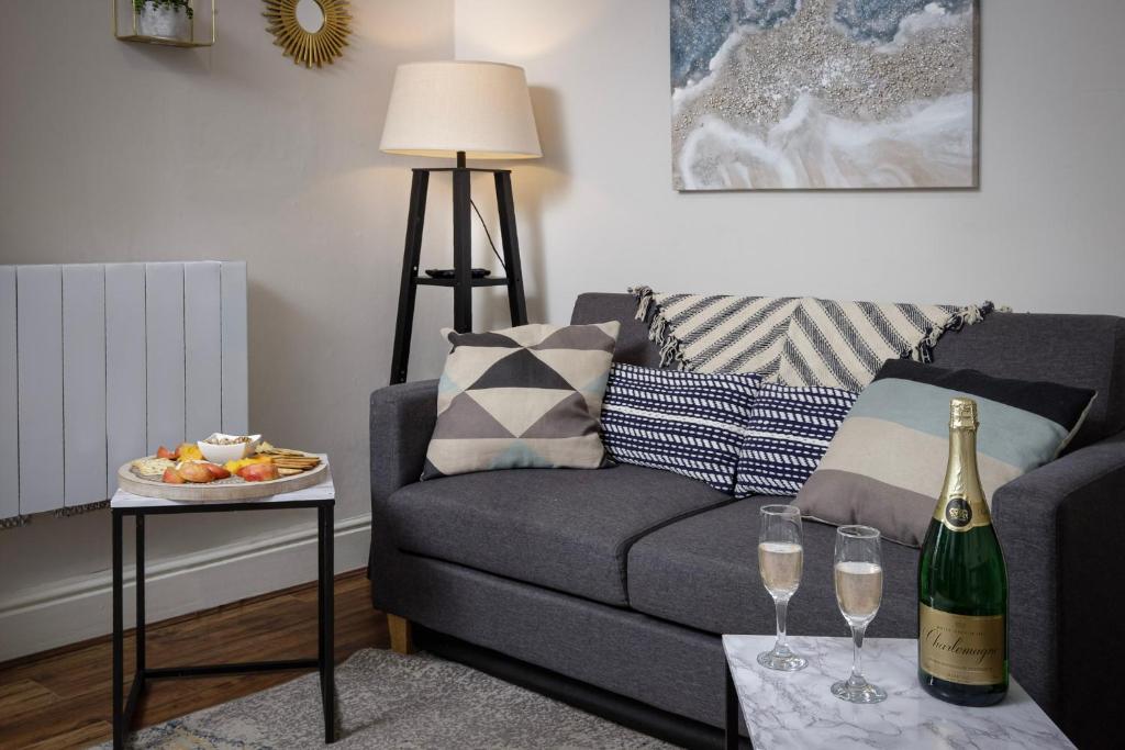 Lunar Stays, Blackpool