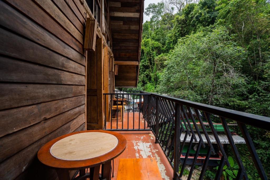 ระเบียง/ชานเรือน