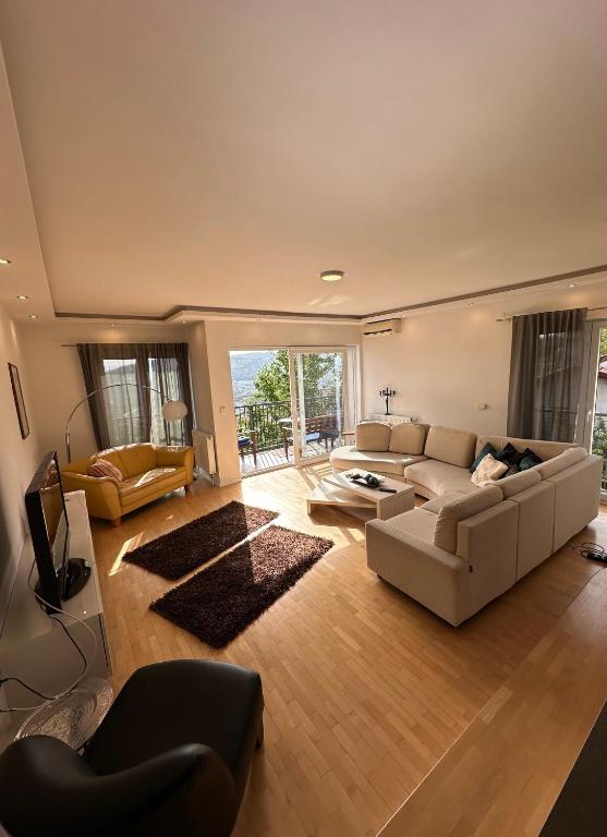 Villa Gegaj - 2