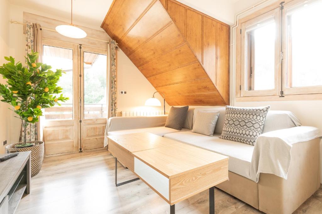 C2 eraclau - Eth Santet en VIELHA, Vielha