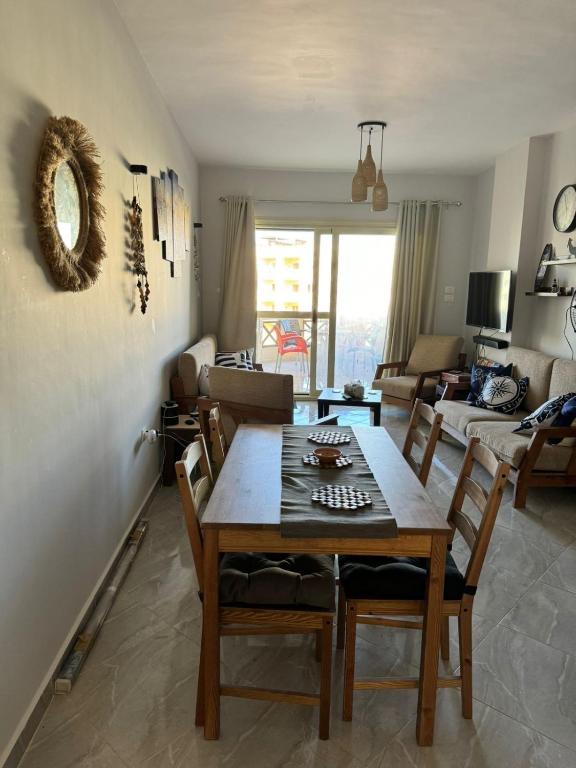 Golden Sands, El Alamein