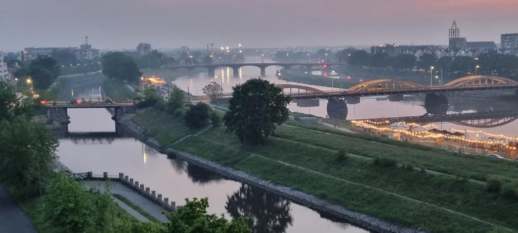 Nad Mostami, Vratislav