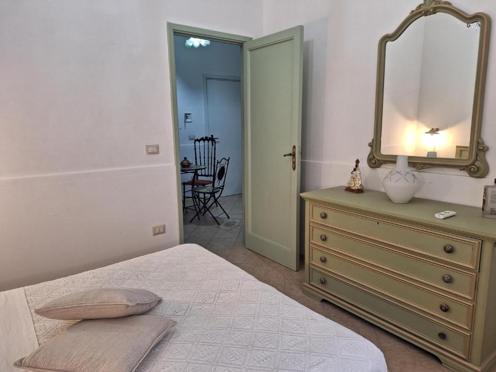 Cammarìa 2, Oliveri